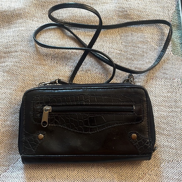 Black crossbody - Picture 2 of 4